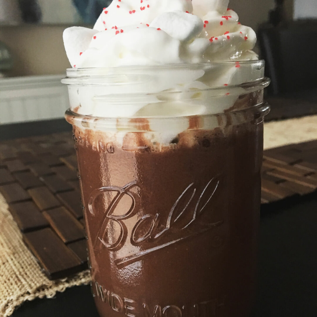 pumped-up-peppermint-hot-chocolate-biolayne