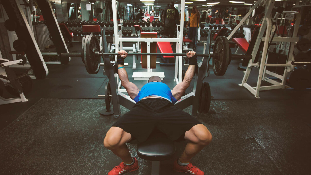 Best Alternatives to the Barbell Bench Press Biolayne