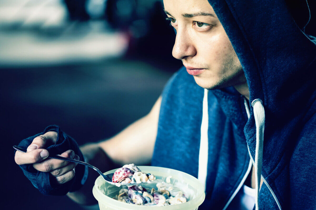 REPS: Is eating late bad for fat loss?